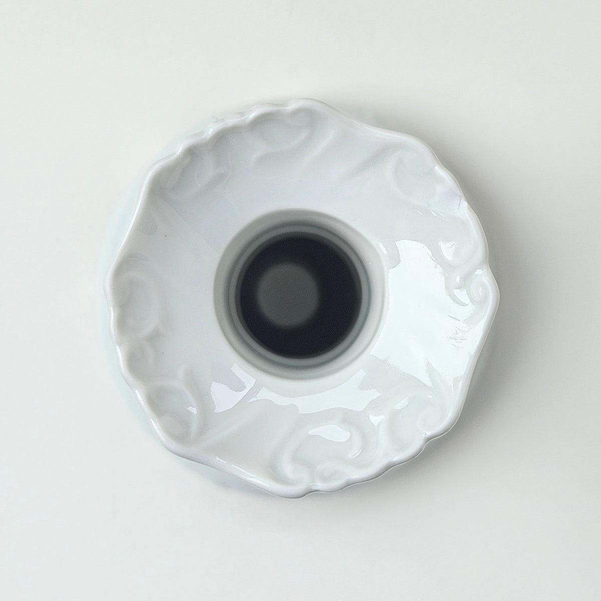 Paire de bougeoirs en porcelaine – Manufacture non identifiée – Limoges, v. 1950-1970