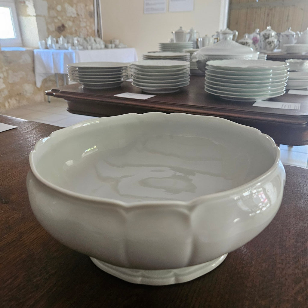 Coupe de service sur piédouche – Union Limousine