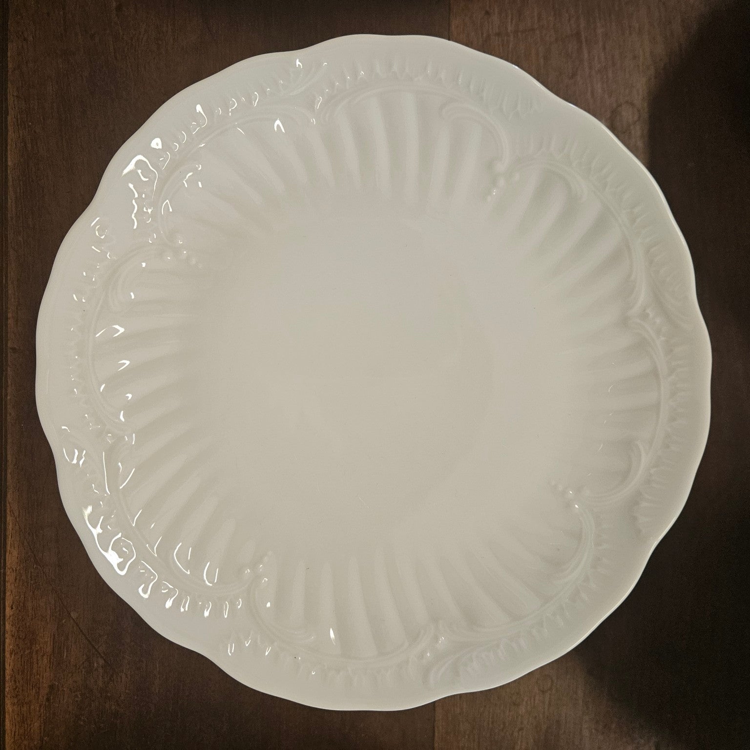 Suite de dix assiettes à dessert – Chastagner