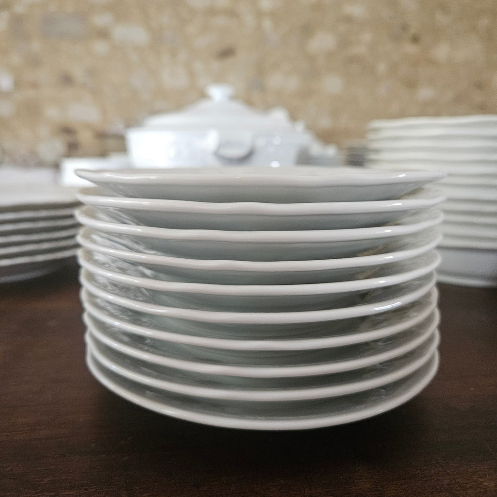 Suite de dix assiettes à pain – Deshoulières (Copie)