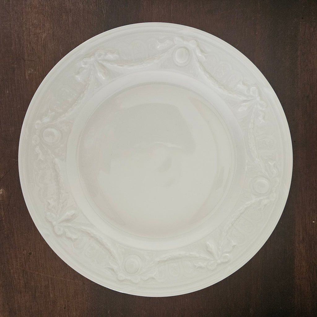 Suite de six assiettes à dessert – Lafarge