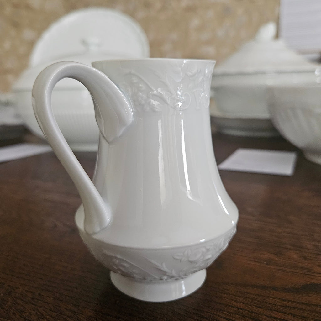 Crémier – Décor en relief – Raynaud