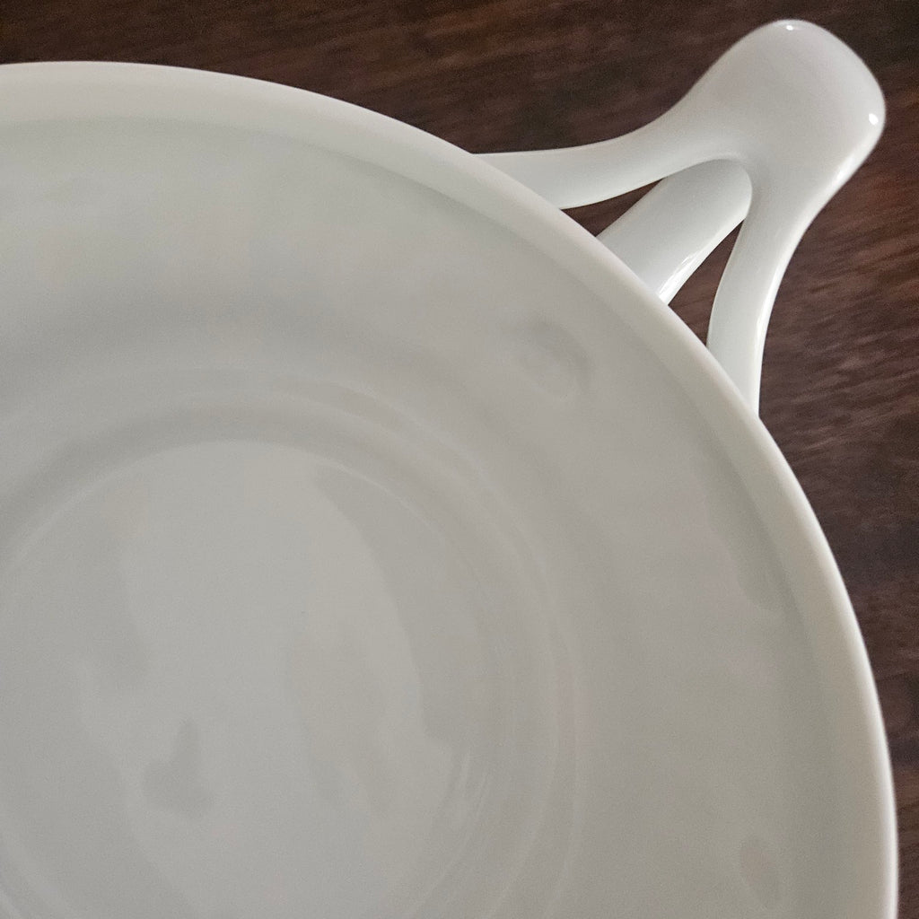 Soupière ronde, style néo-rocaille – Chastagner