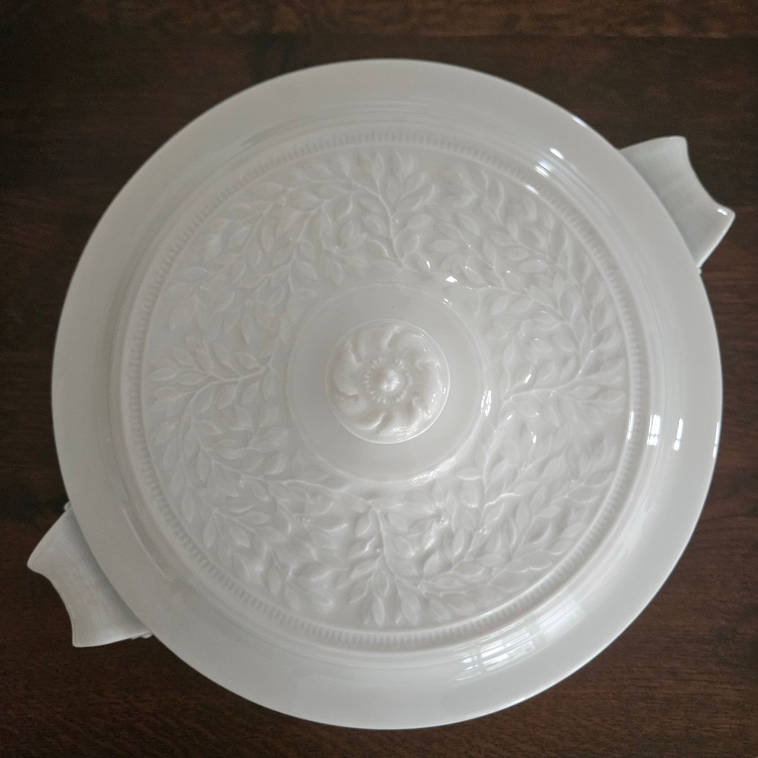 Soupière ronde, modèle "Louvre" – Bernardaud
