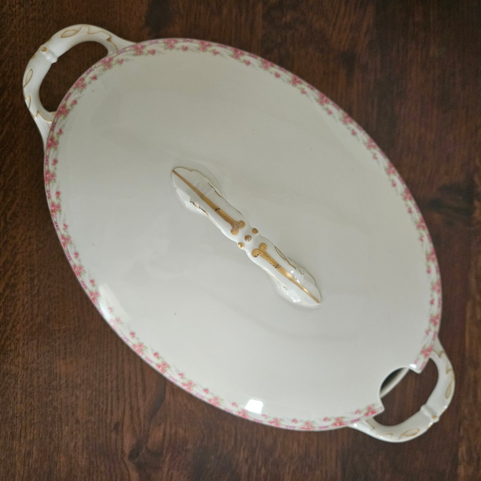 Oval tureen – Martin Charles