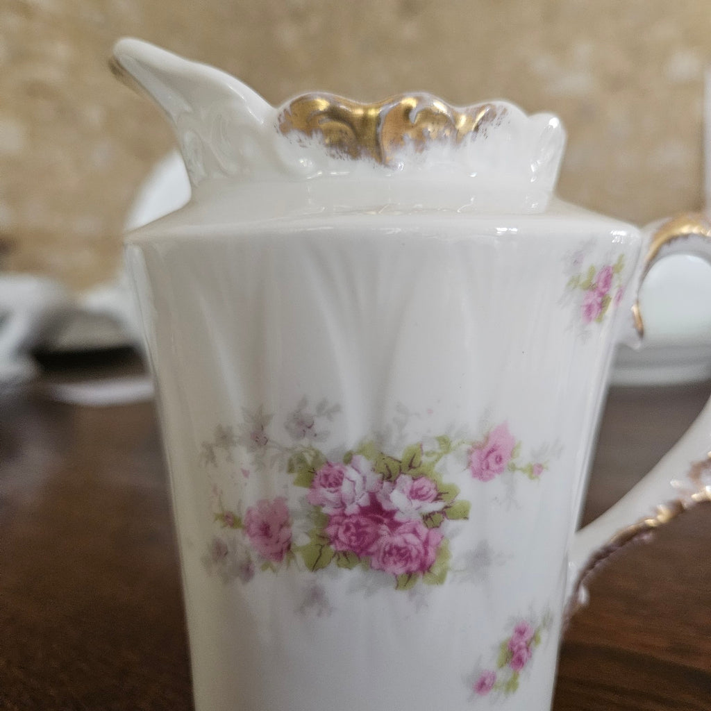 Pot à lait – Décor de roses – Porcelaine de Limoges