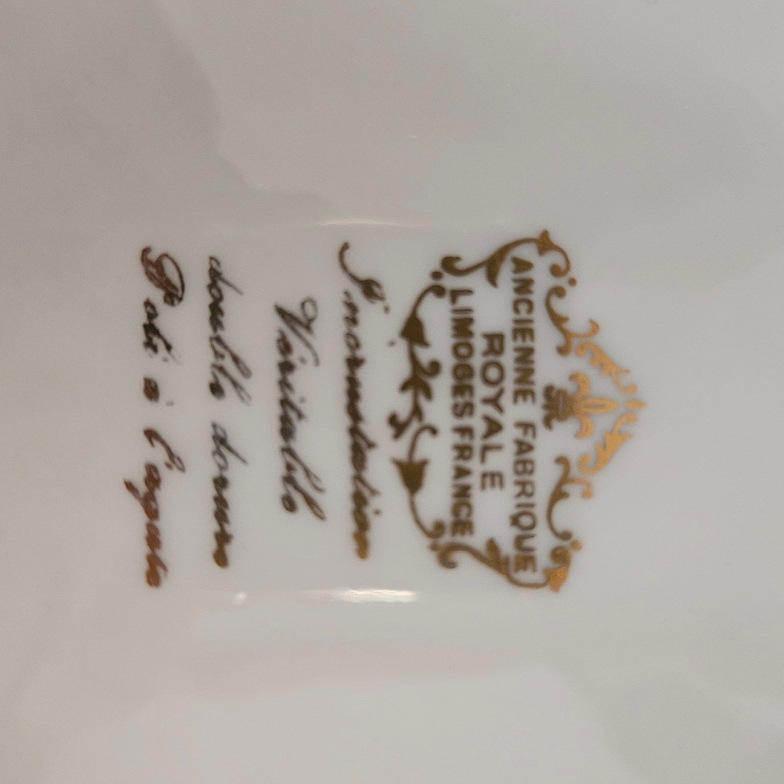 Large salad bowl – Former Royal Factory