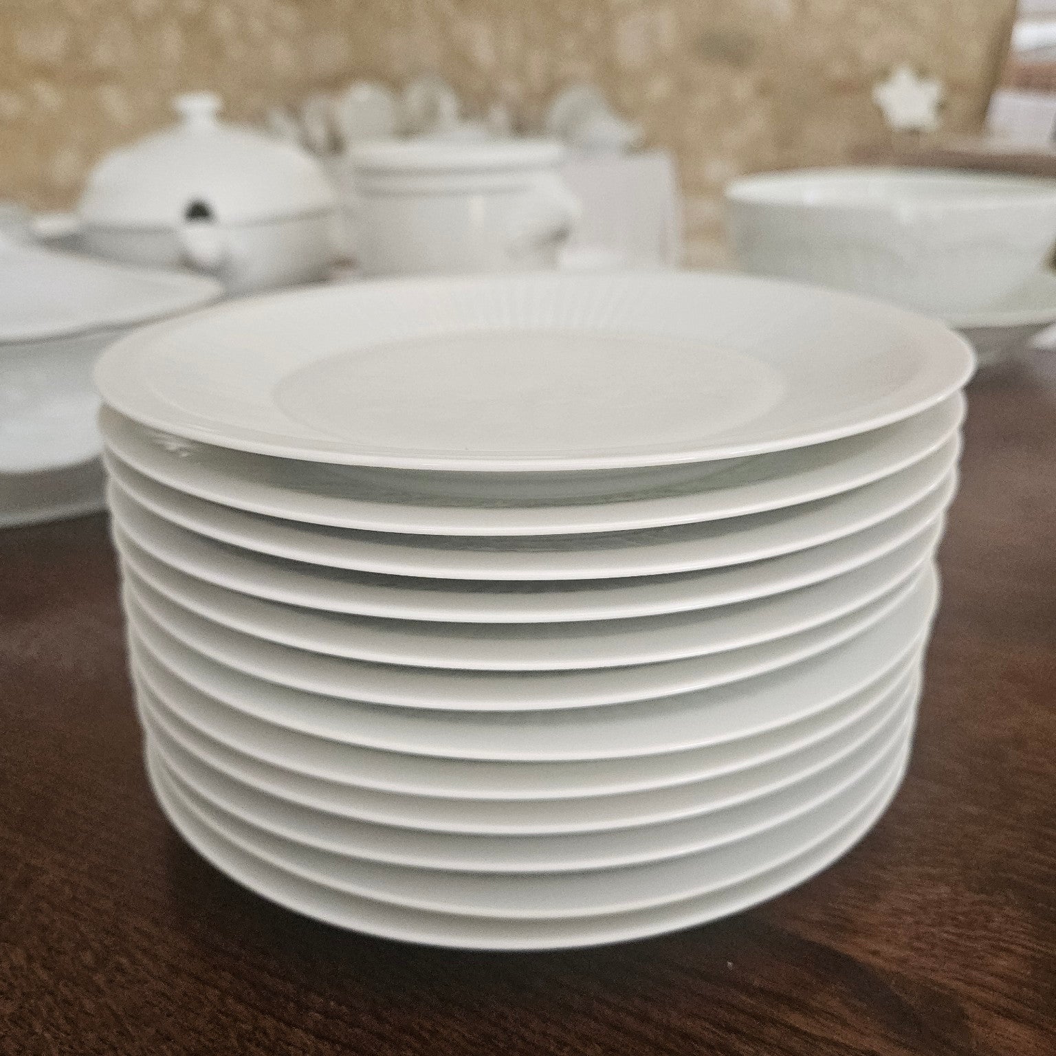 Set of six dessert plates – Lafarge
