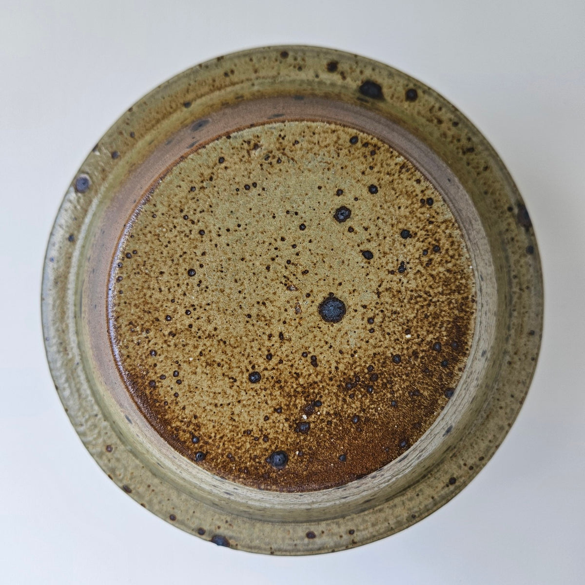 Pot couvert en grès émaillé – France, v. 1970