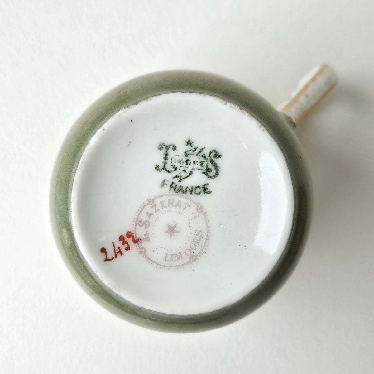 Tasse à café ancienne – Manufacture Léon Sazerat – Limoges, v. 1890