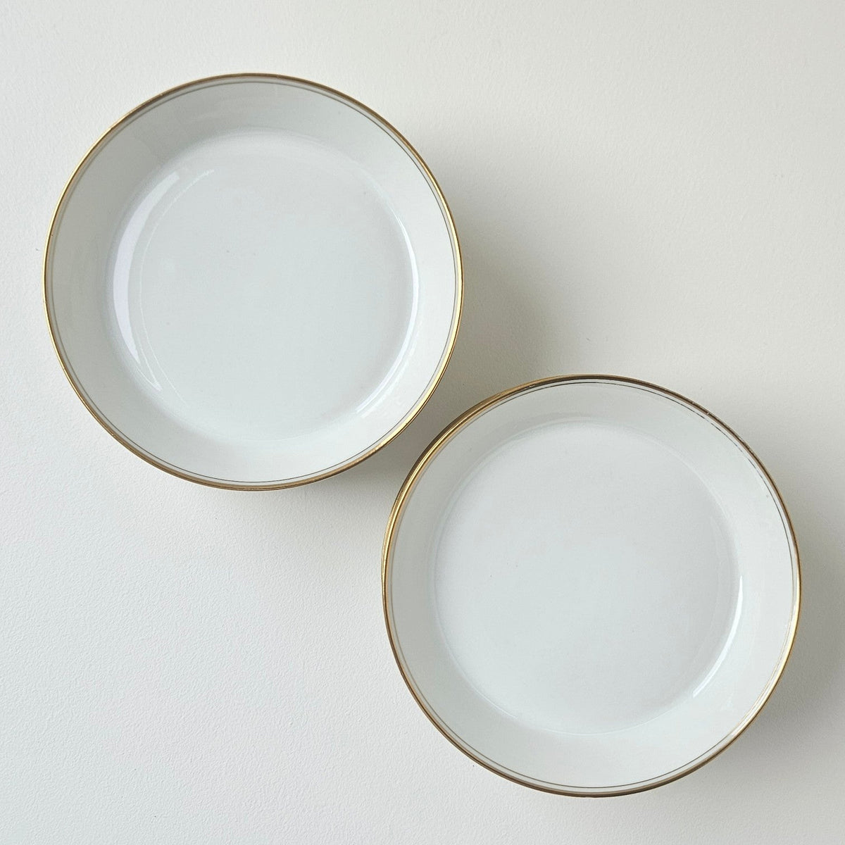 Ensemble de huit coupelles à double filet doré – Manufacture Haviland – Limoges, v. 1950