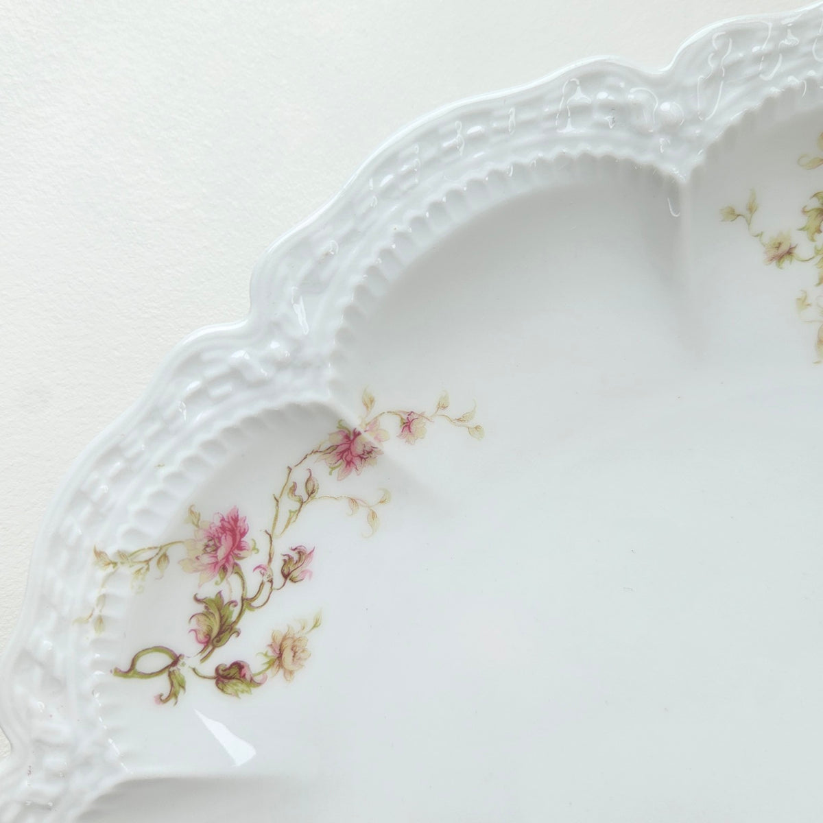 Plat à oreilles – Manufacture Frank Haviland – Limoges, v. 1900-1915