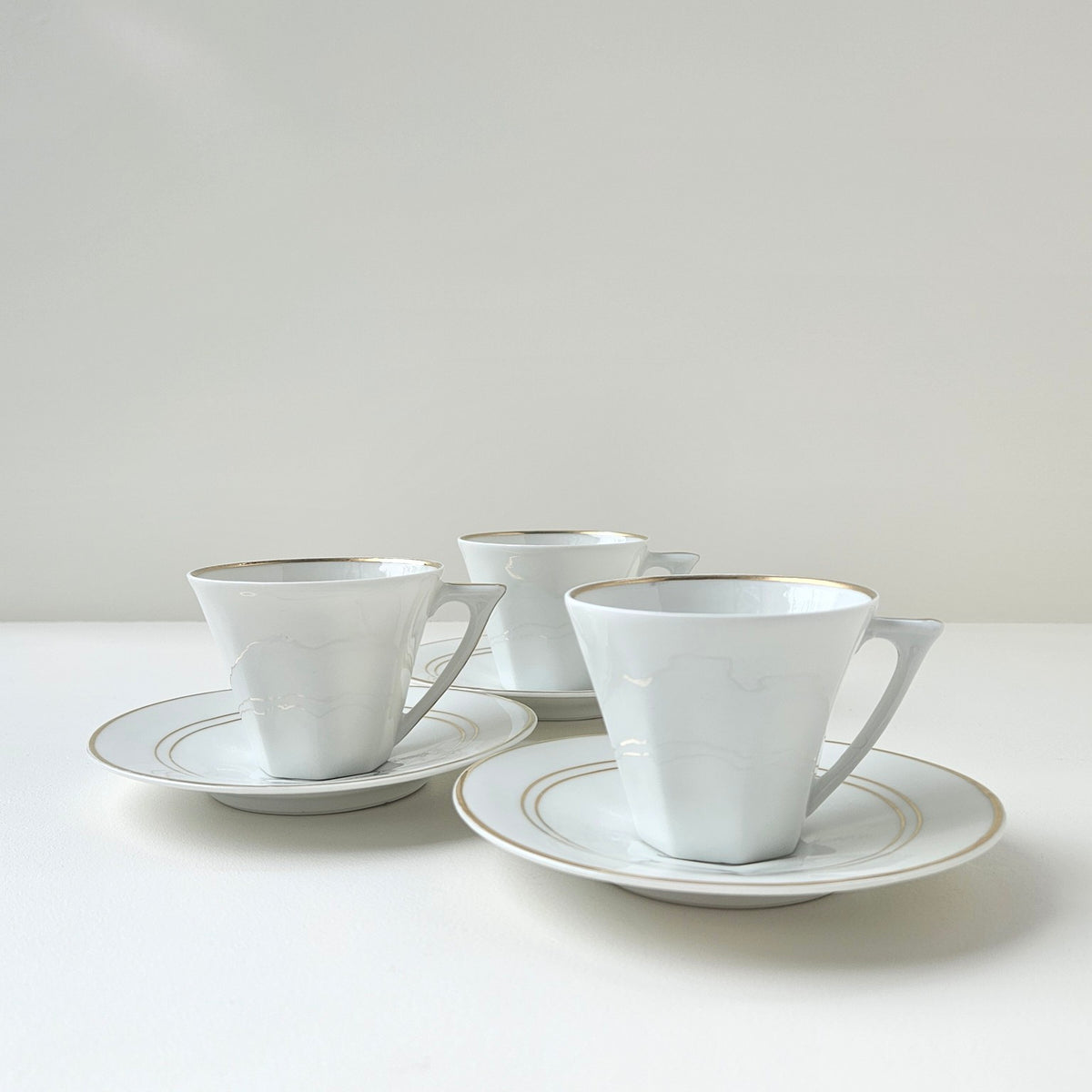Tasses à café et leurs soucoupes – Manufacture Lucien Michelaud – Limoges, v. 1930