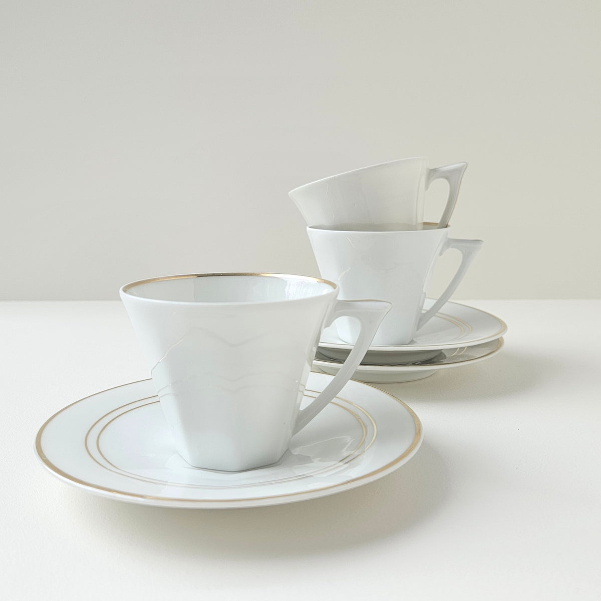 Tasses à café et leurs soucoupes – Manufacture Lucien Michelaud – Limoges, v. 1930