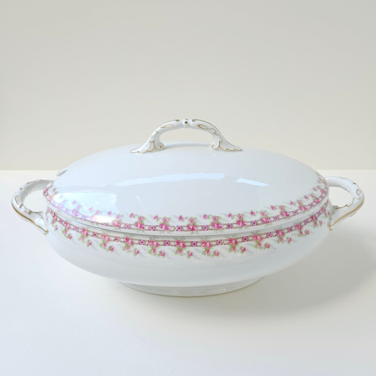 Soupière couverte – Manufacture Martin Charles – Limoges, v. 1920-1930