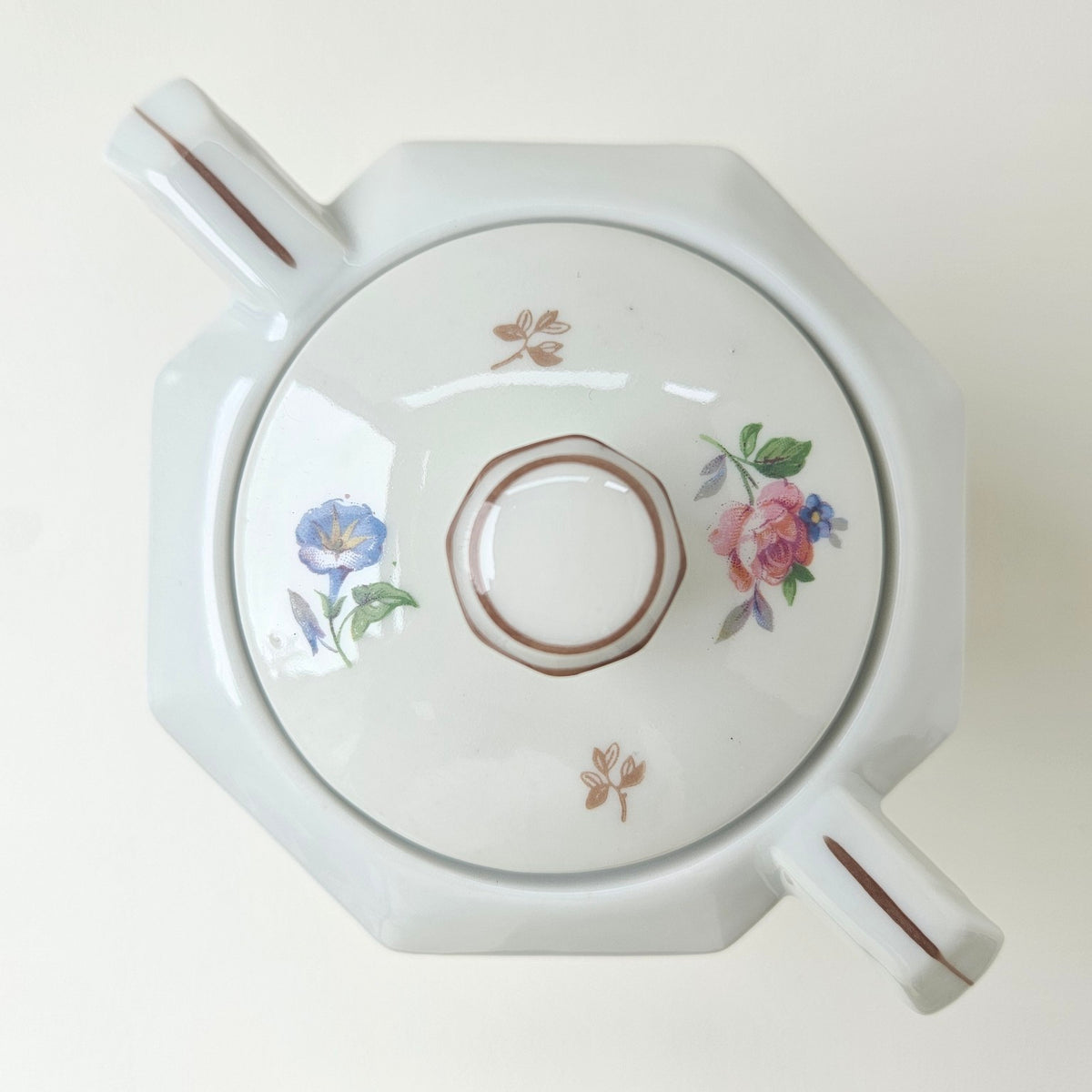 Sucrier couvert – Société Porcelainière Limousine – Limoges, milieu du XXe s.