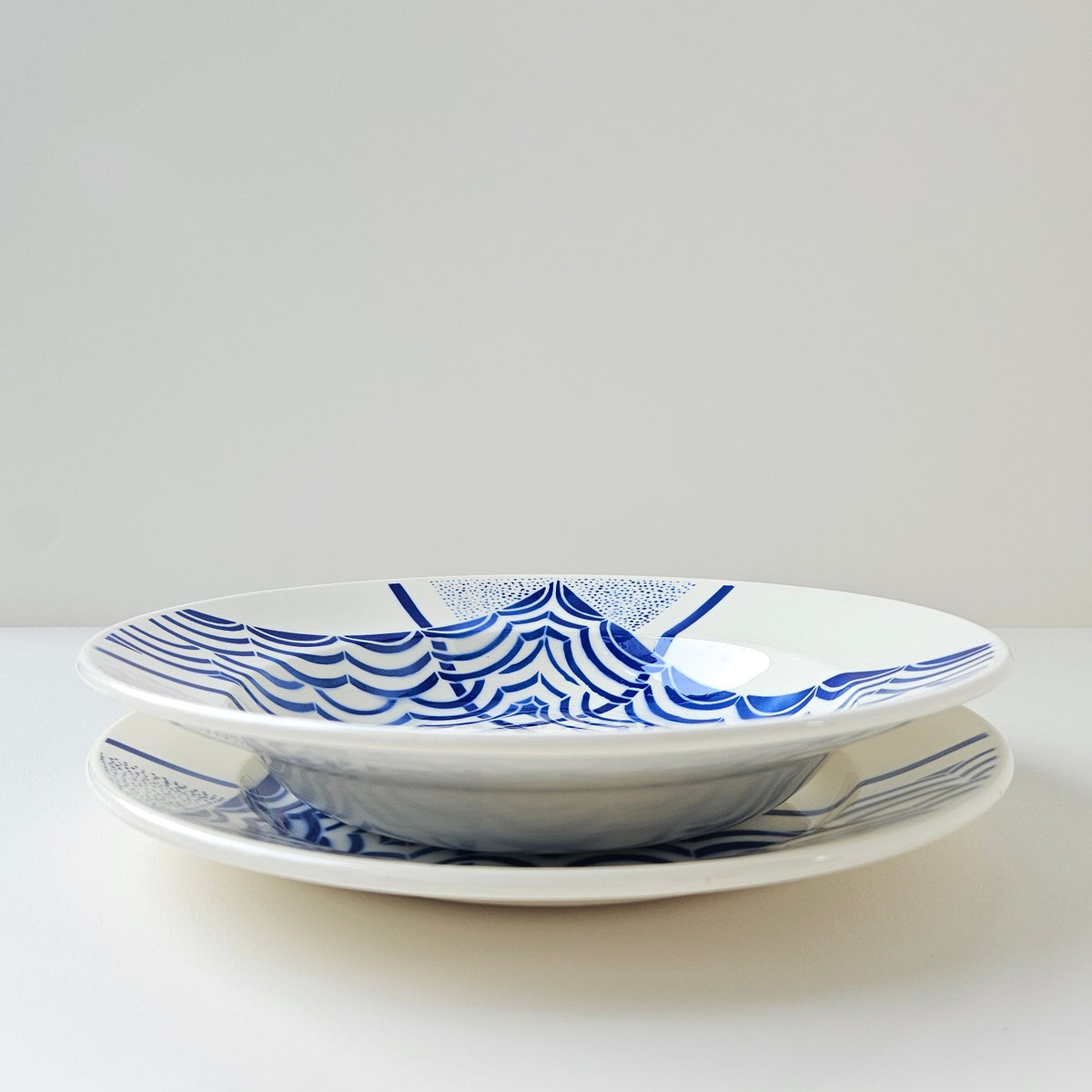 Ensemble de trois pièces en faïence émaillée – Faïencerie de Badonviller, vers 1900-1905
