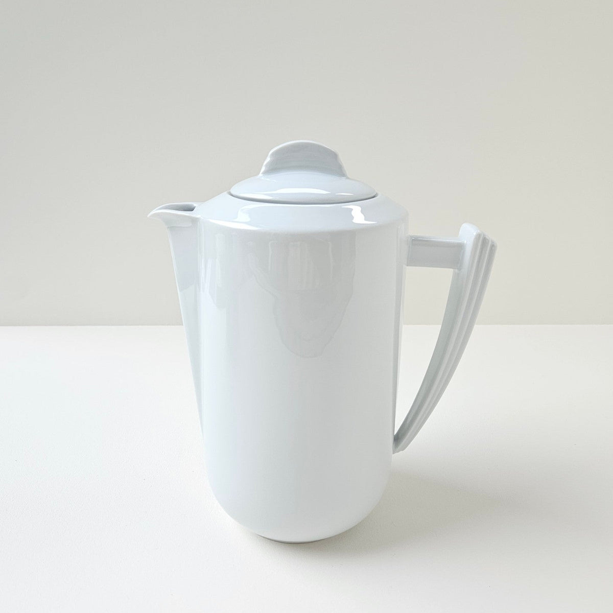 Verseuse en porcelaine – Limoges, v. 1970-1980