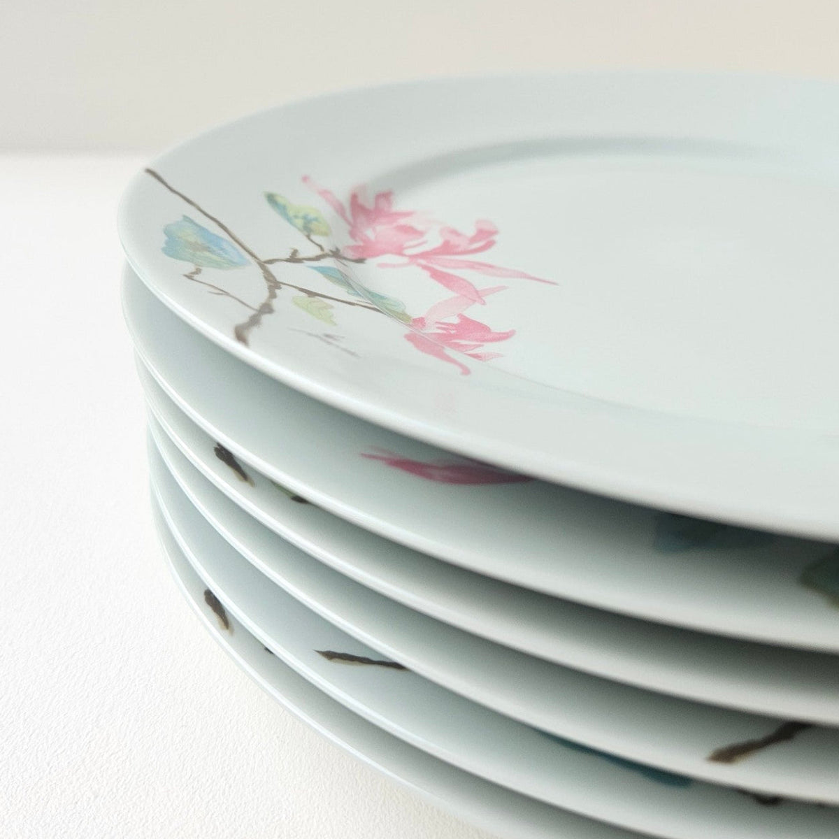 Suite de six assiettes à dessert – Manufacture Charles Field Haviland – Limoges, fin du XXe s.