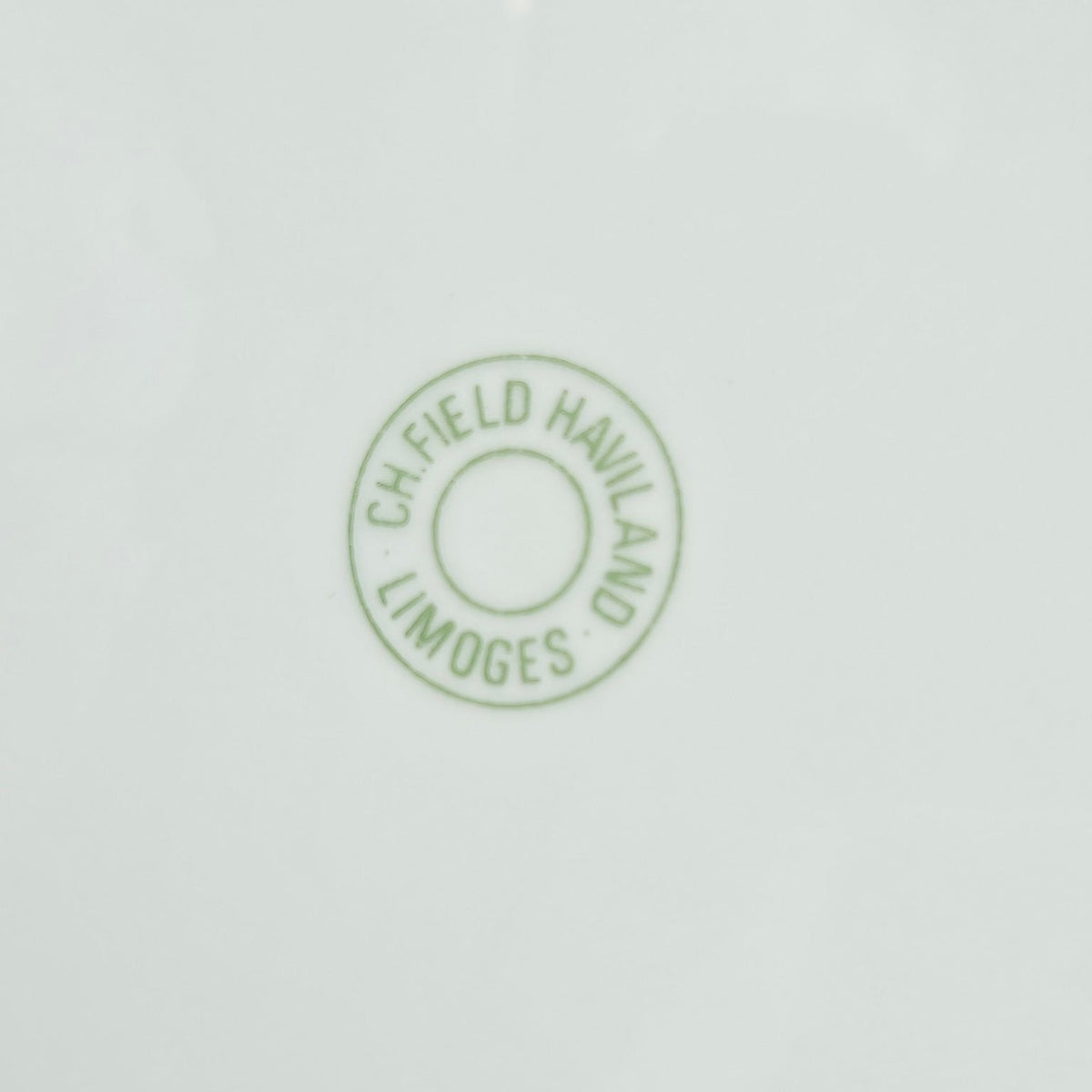 Suite de six assiettes à dessert – Manufacture Charles Field Haviland – Limoges, fin du XXe s.