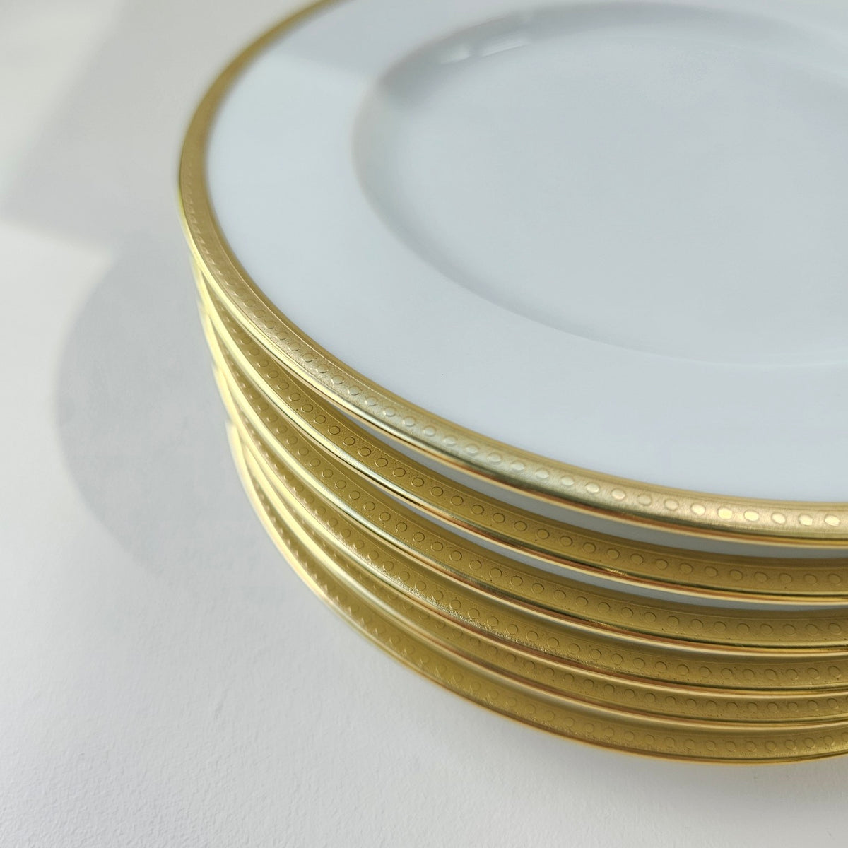 Suite de six assiettes à pain – Incrustation – Manufacture Haviland – Limoges, XXIe s.