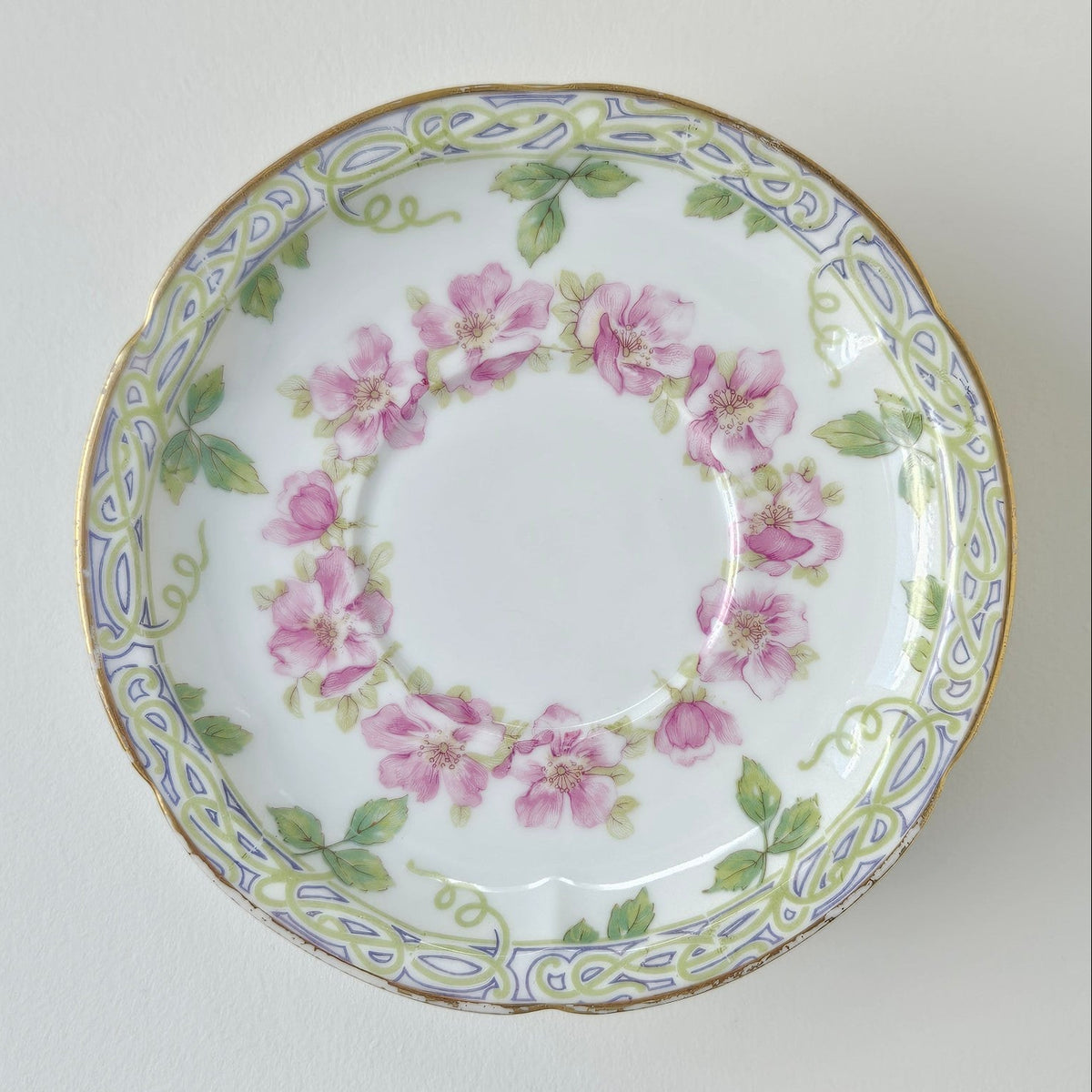 Lot de sept soucoupes – Manufacture Théodore Haviland – Limoges, v. 1895-1905