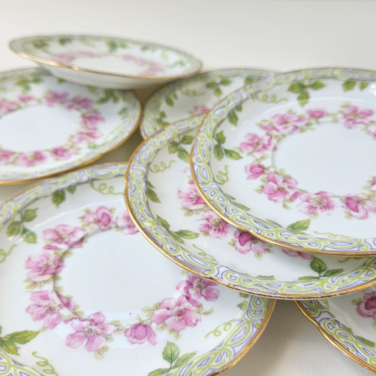 Lot de sept soucoupes – Manufacture Théodore Haviland – Limoges, v. 1895-1905