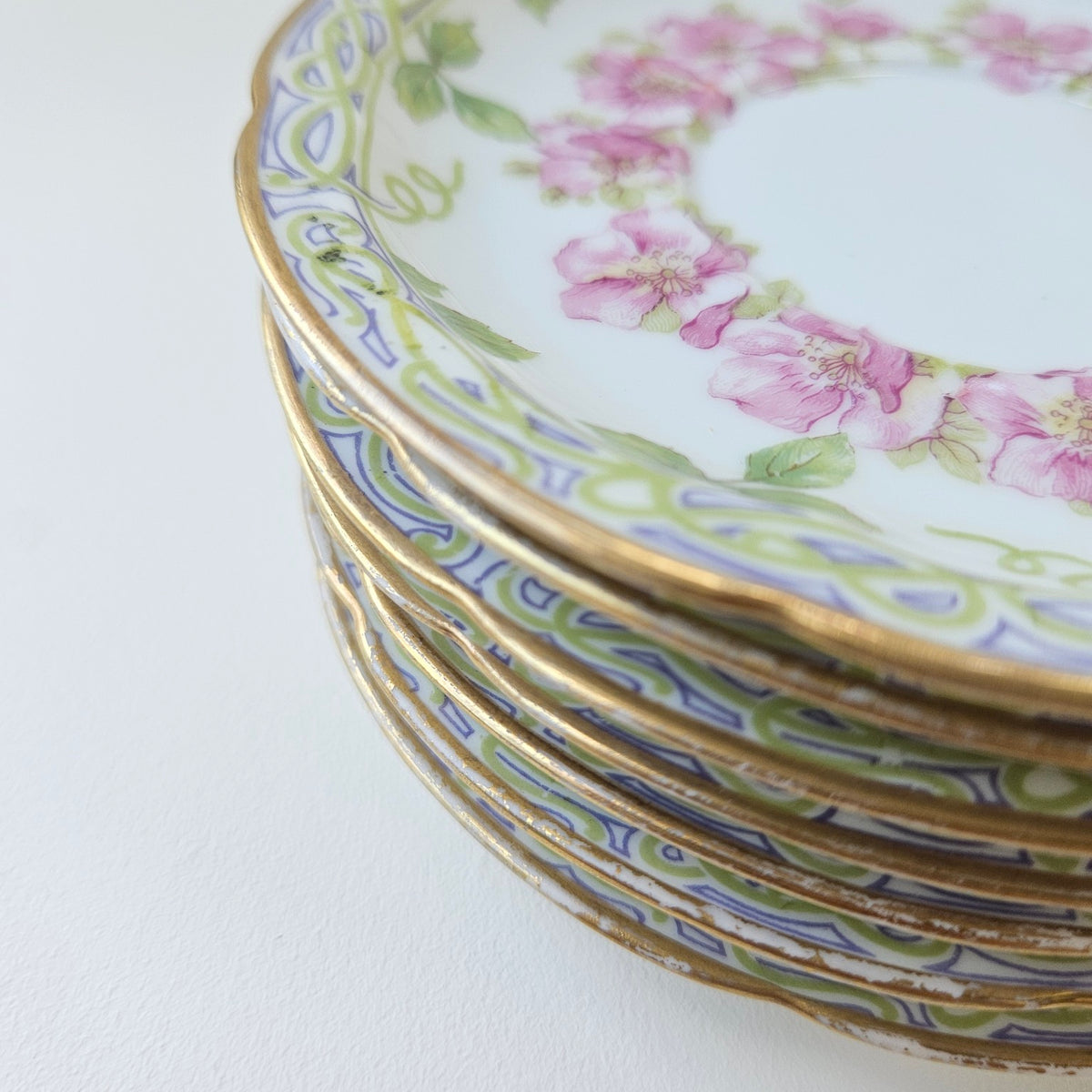Lot de sept soucoupes – Manufacture Théodore Haviland – Limoges, v. 1895-1905