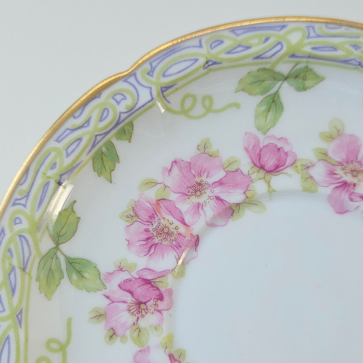 Lot de sept soucoupes – Manufacture Théodore Haviland – Limoges, v. 1895-1905