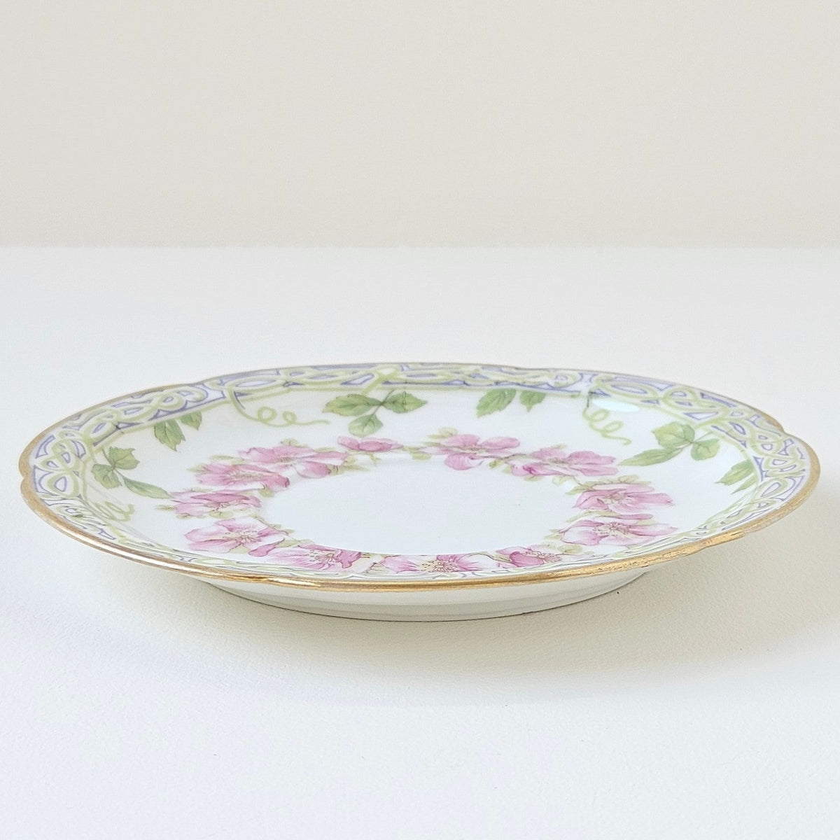 Lot de sept soucoupes – Manufacture Théodore Haviland – Limoges, v. 1895-1905