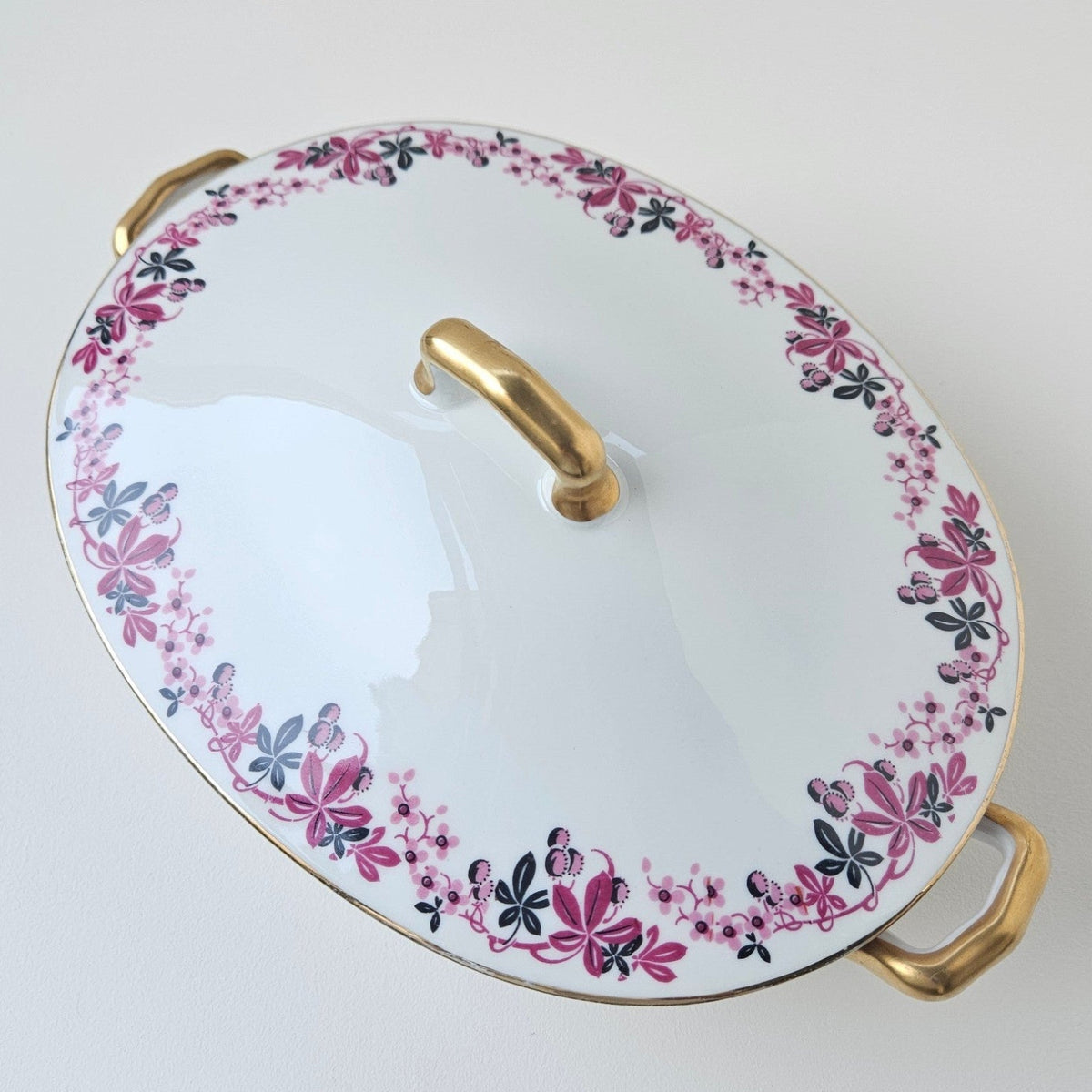 Légumier couvert – Manufacture Charles Ahrenfeldt – Limoges, v. 1900-1920