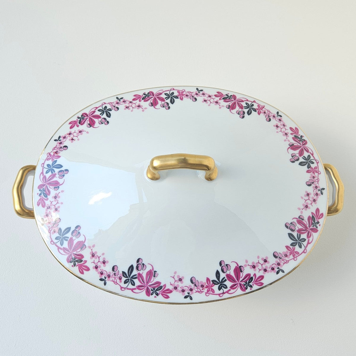Légumier couvert – Manufacture Charles Ahrenfeldt – Limoges, v. 1900-1920