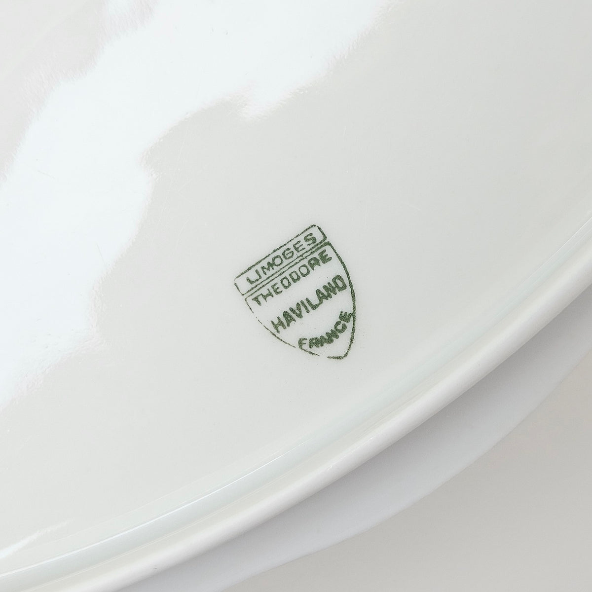 Oval Ivory Porcelain Vegetable Dish – Manufacture Théodore Haviland – Limoges, c. 1936–1945