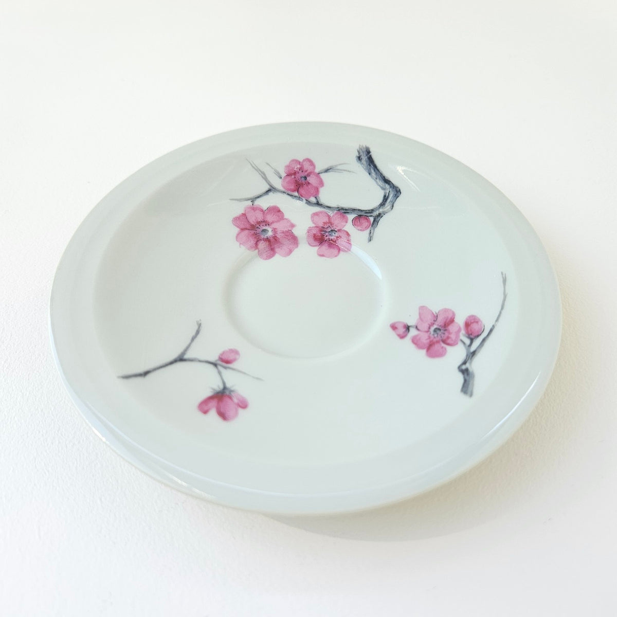 Soucoupe en porcelaine céladon – Manufacture Théodore Haviland – Limoges, v. 1890-1910