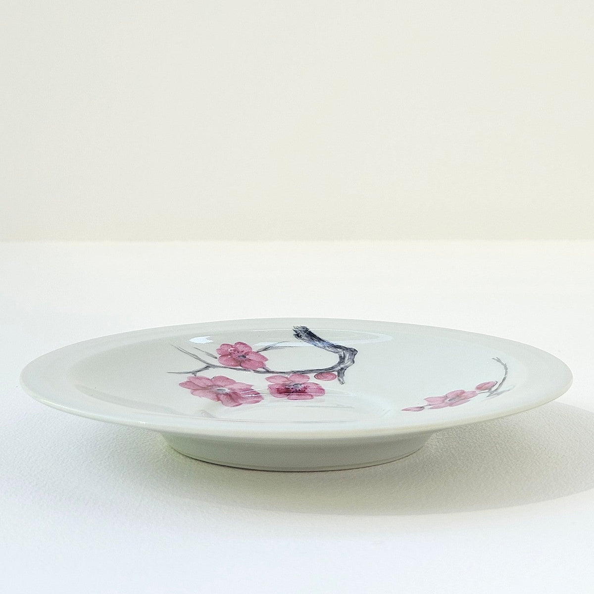 Soucoupe en porcelaine céladon – Manufacture Théodore Haviland – Limoges, v. 1890-1910