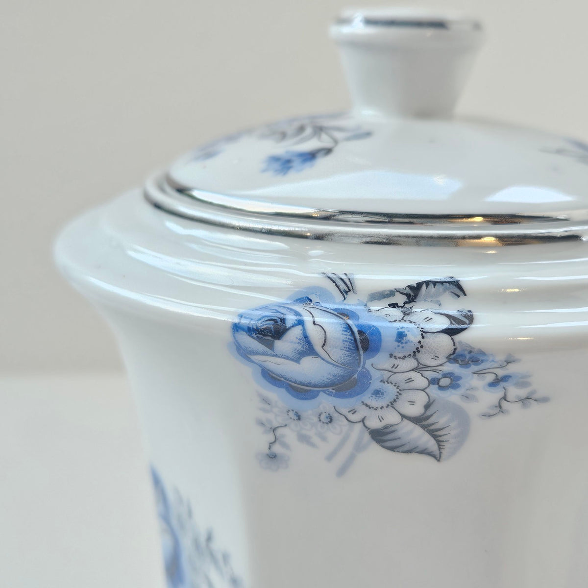 Fine Porcelain Coffee Pot – Decorator: F. G. – Limoges, c. 1950