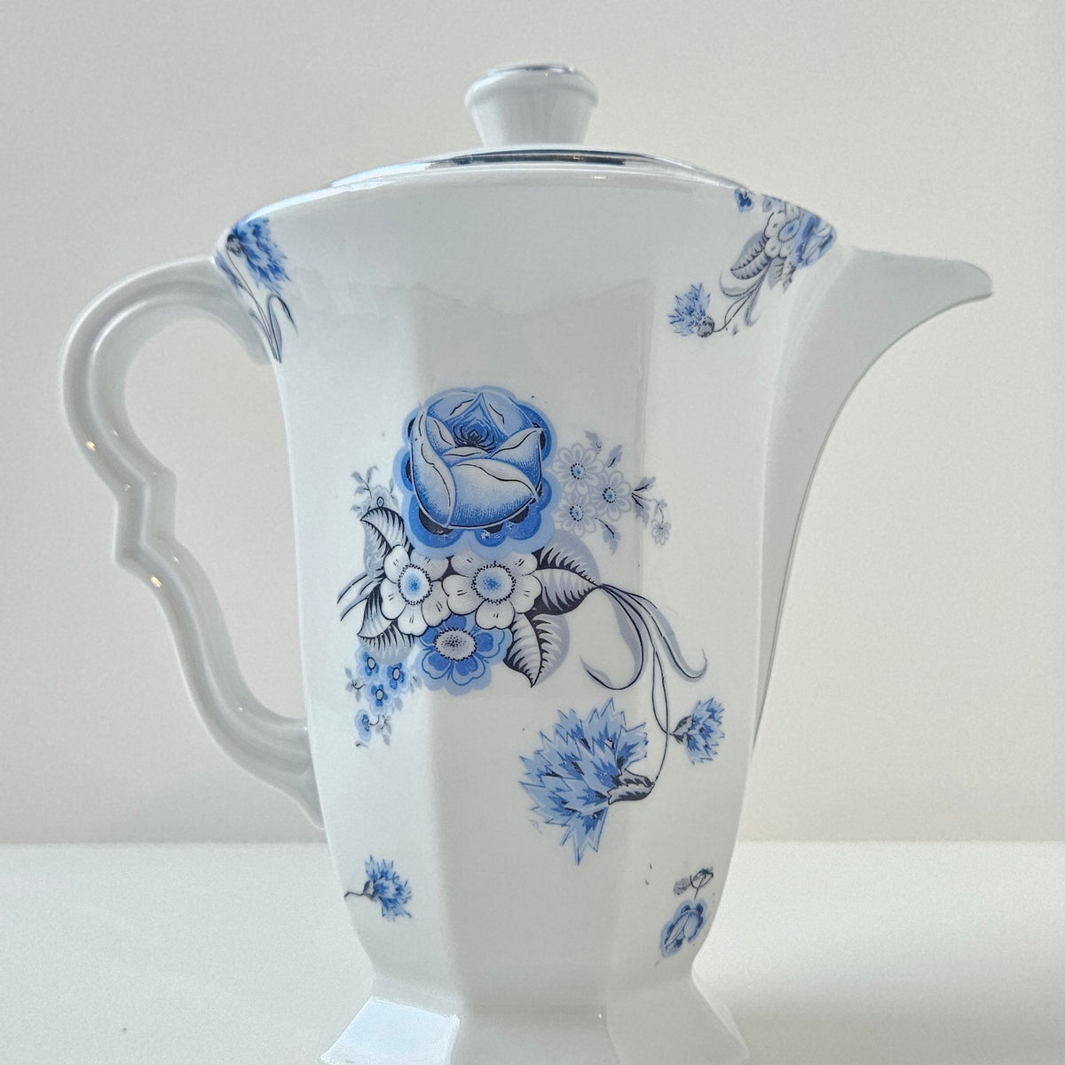 Fine Porcelain Coffee Pot – Decorator: F. G. – Limoges, c. 1950