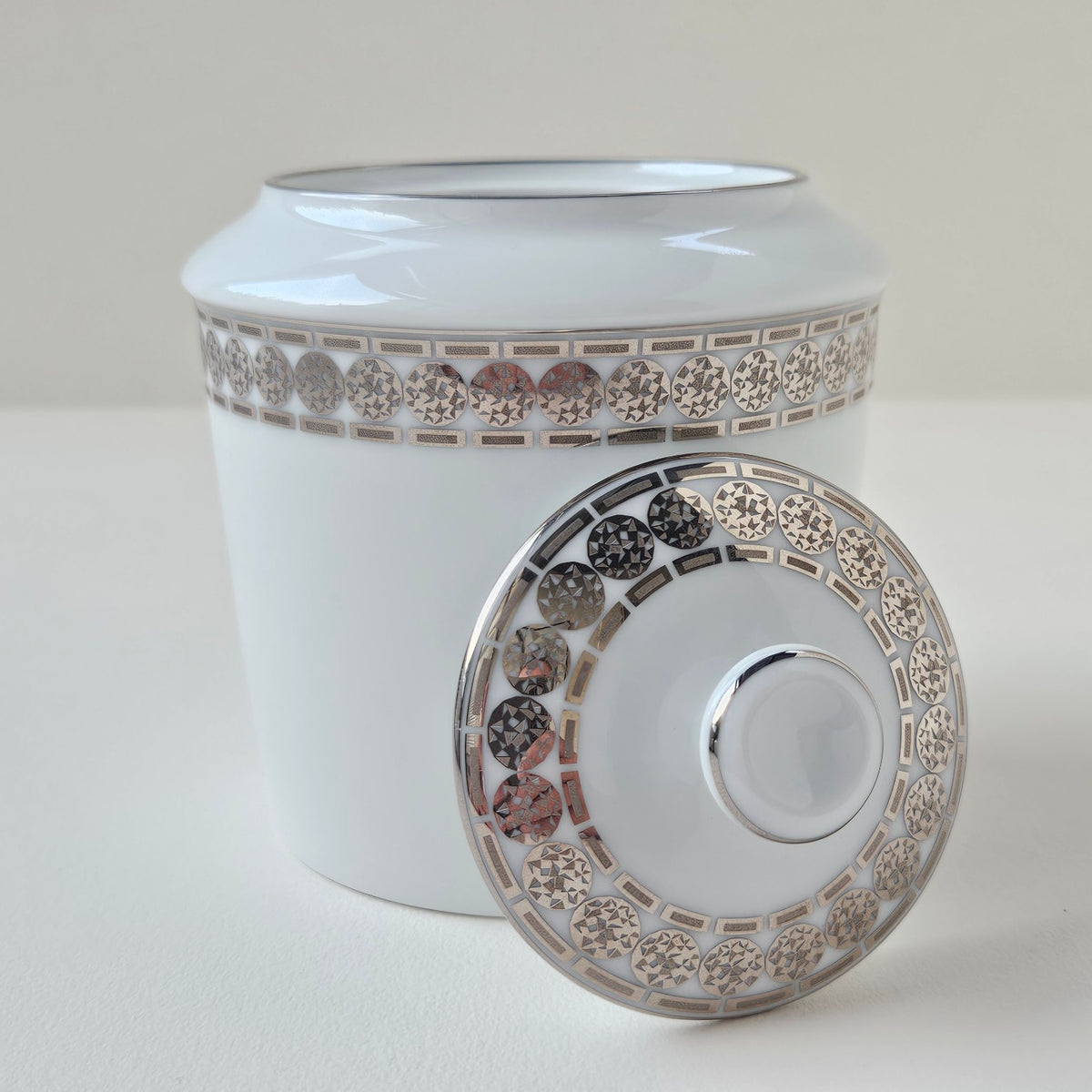 Sucrier couvert – Éternité – Manufacture Haviland – Limoges, XXIe s.