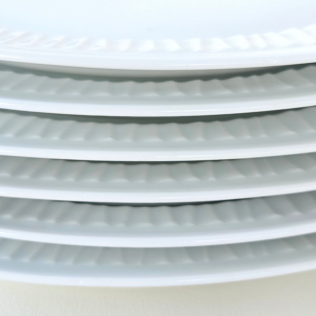 Suite de six assiettes à dessert – Lot n°1 – Manufacture Haviland – Limoges, v. 1950-1959