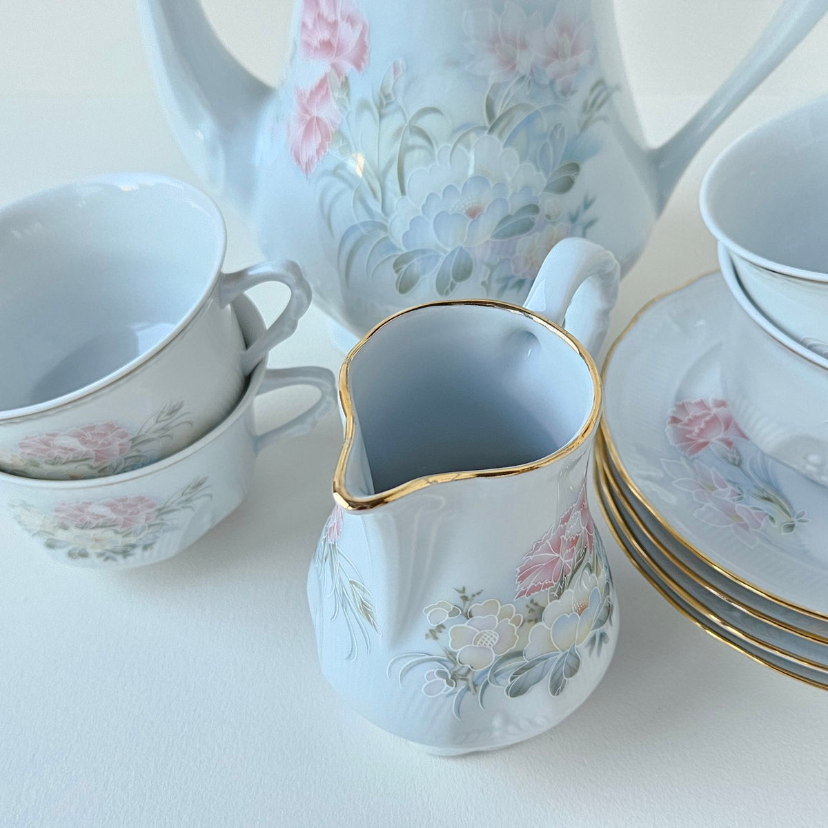 Tea Set – Pastel Floral Decoration – Manufacture Feuillade Porcelaine – Limoges, c. 1980