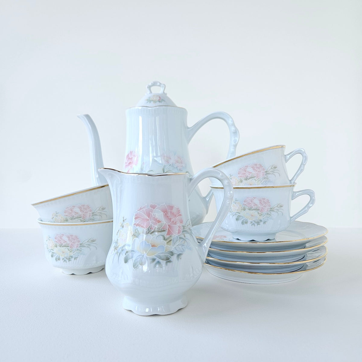 Tea Set – Pastel Floral Decoration – Manufacture Feuillade Porcelaine – Limoges, c. 1980