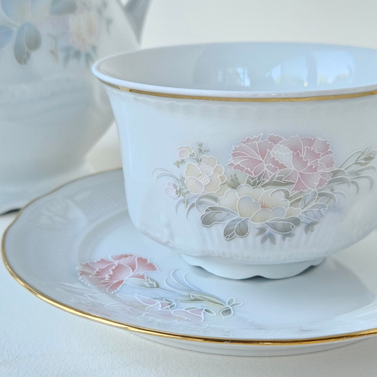 Tea Set – Pastel Floral Decoration – Manufacture Feuillade Porcelaine – Limoges, c. 1980