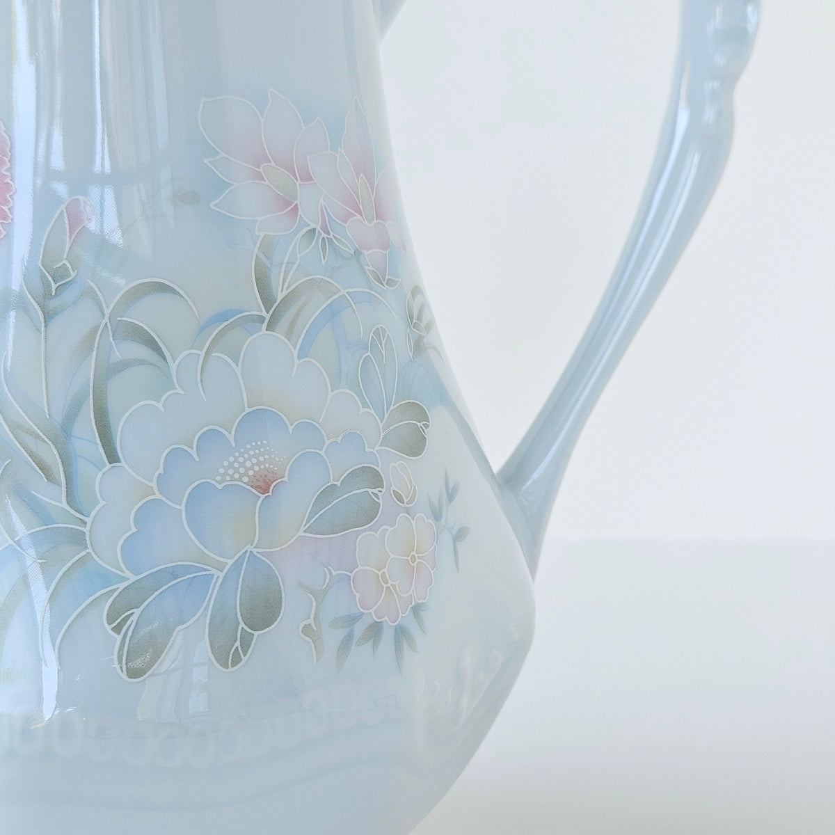 Service à thé – Décor floral pastel – Manufacture Feuillade Porcelaine – Limoges, v. 1980