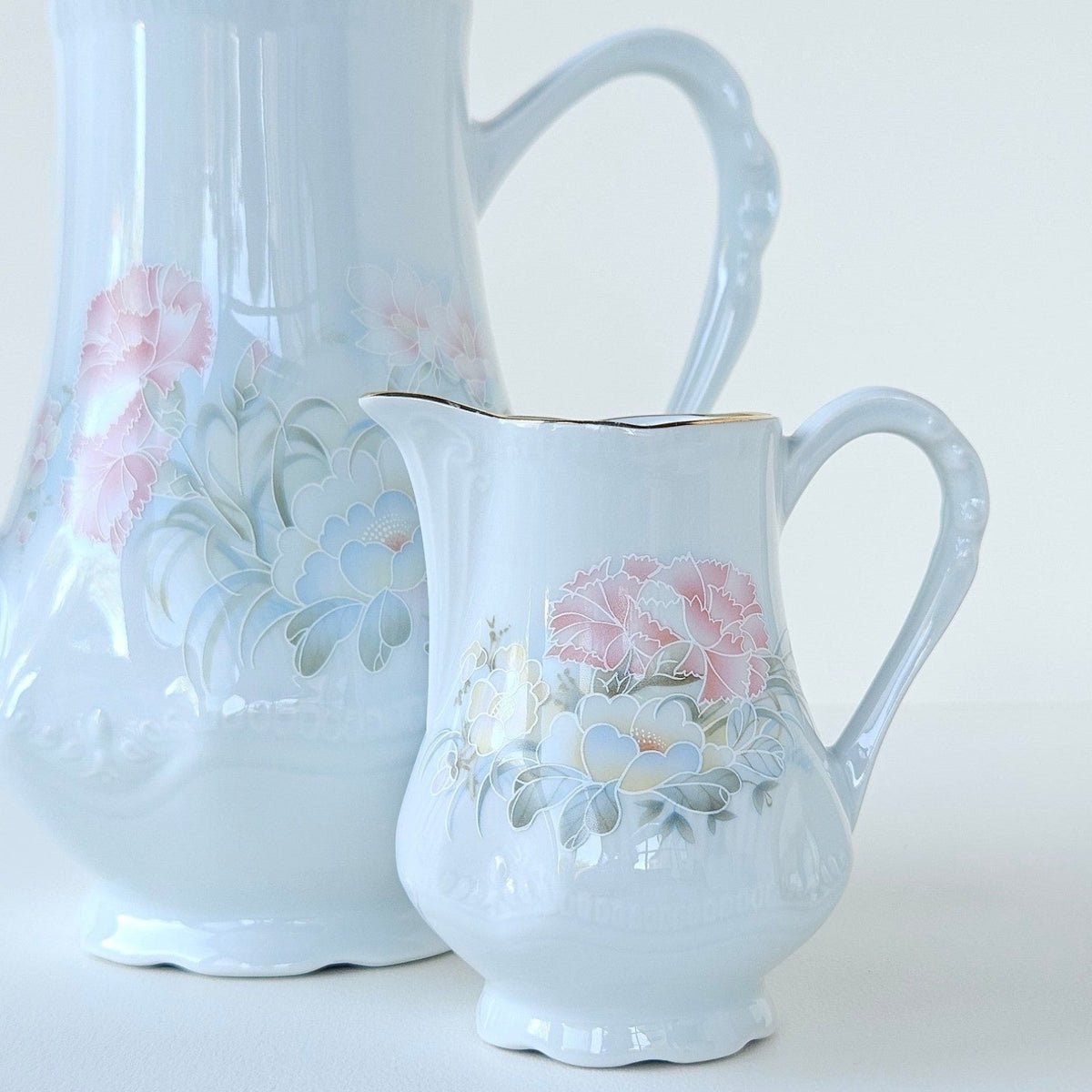Tea Set – Pastel Floral Decoration – Manufacture Feuillade Porcelaine – Limoges, c. 1980