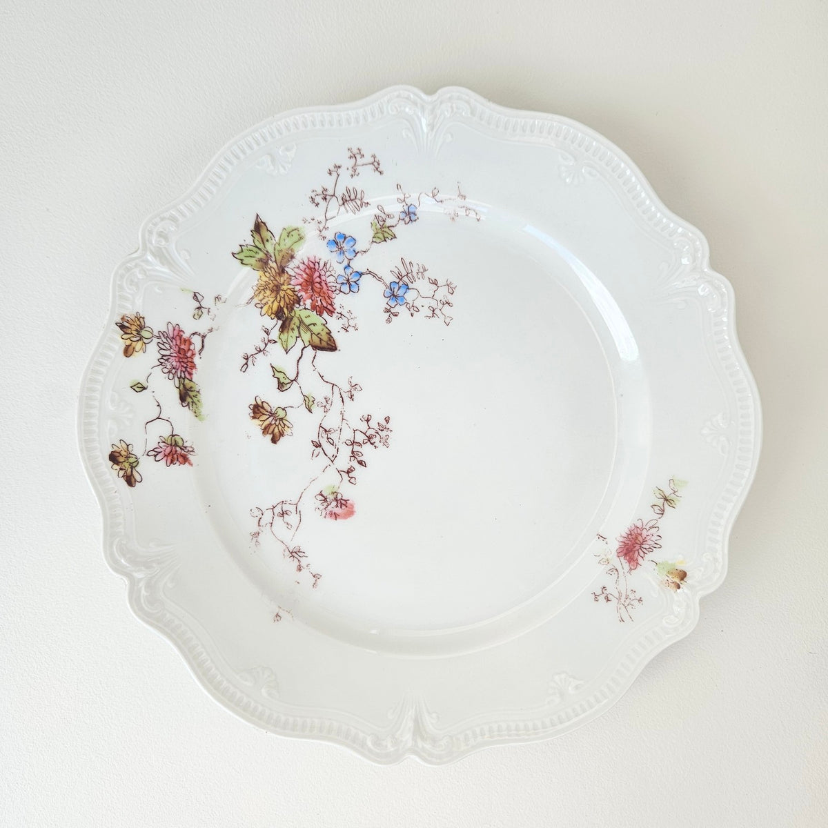 Suite de 5 assiettes à dessert – Manufacture G.D.A. (Gérard, Dufraisseix & Abbot) – Limoges, v. 1905-1915