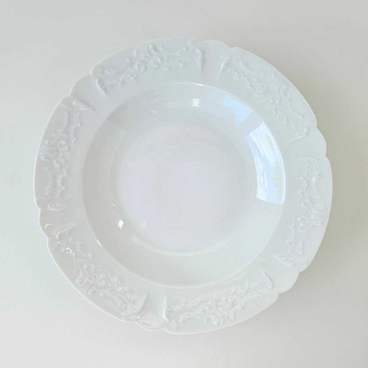 Ensemble de six assiettes creuses – Manufacture Lafarge & Cie – Limoges, v. 1960-1970
