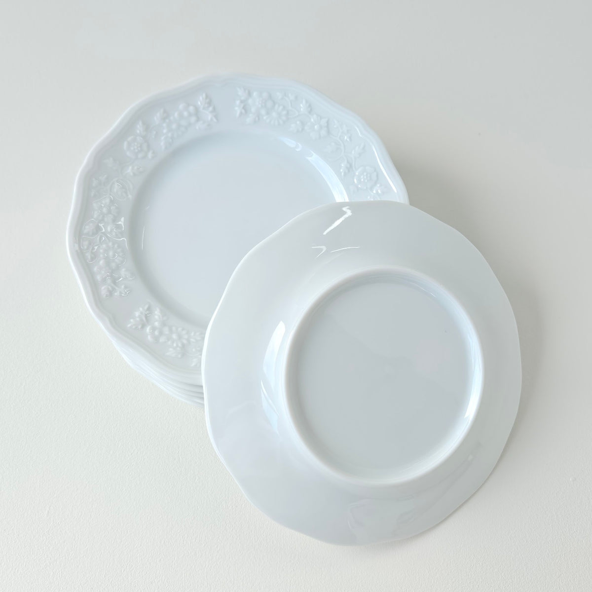 Suite de six assiettes à pain – Pont aux Choux – Manufacture Raynaud – Limoges, fin du XXe s.