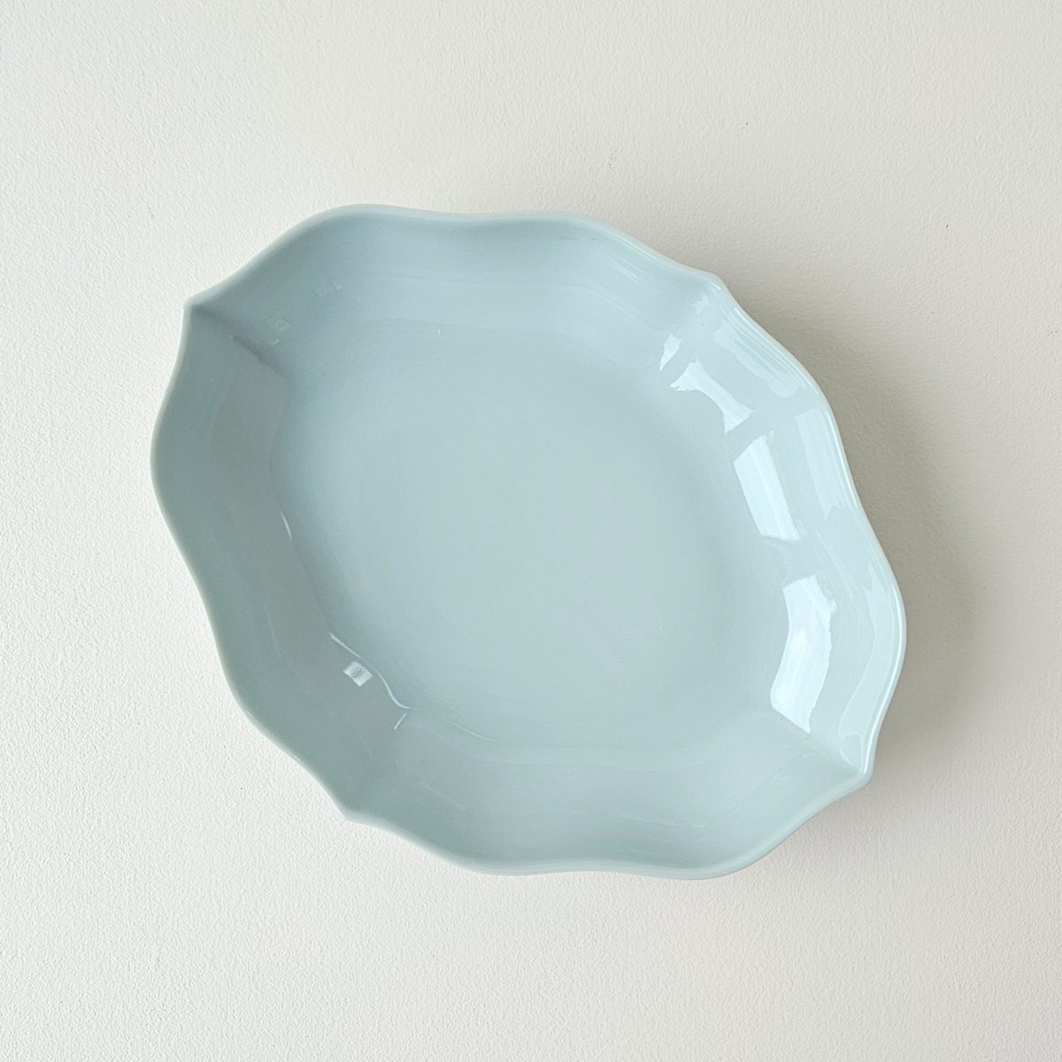 Coupelle GM en porcelaine céladon – Meissen – Manufacture Raynaud – Limoges, fin du XXe s.