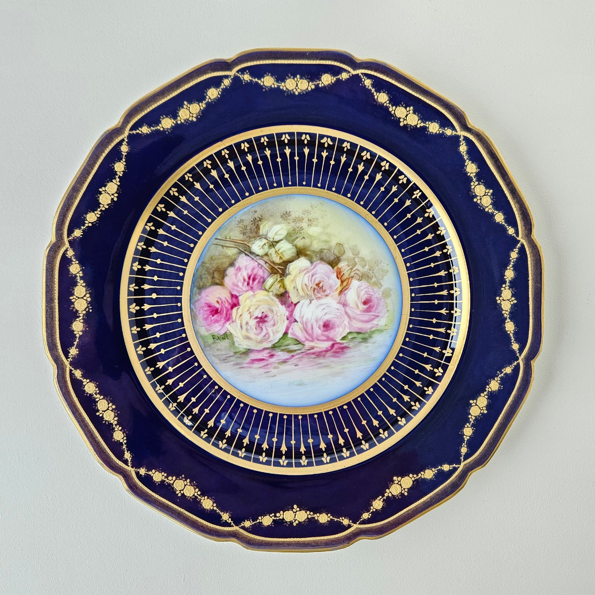 Assiette décorative – Décor B. Noël – Manufacture William Guérin – Limoges, début du XXᵉ siècle