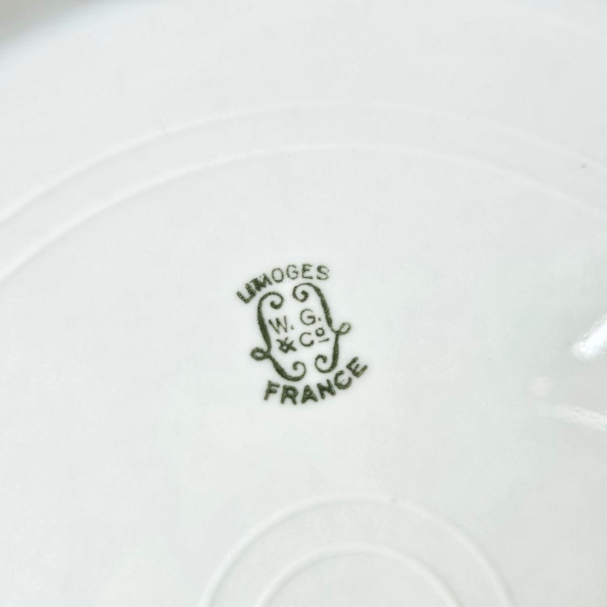 Assiette décorative – Décor B. Noël – Manufacture William Guérin – Limoges, début du XXᵉ siècle